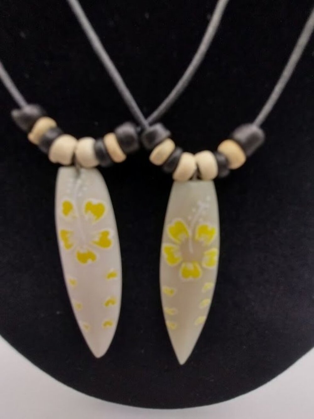 Vintage Hawaiian Style Flower Pendant Necklaces with Beaded Details